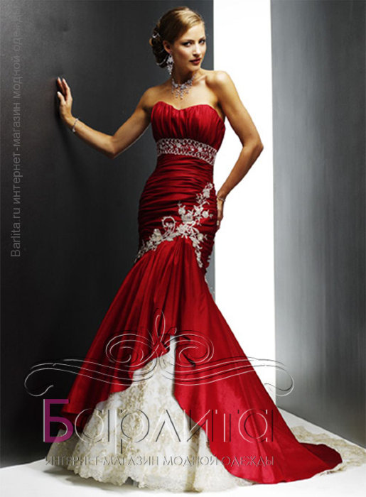 Красное узкое свадебное платье &quot;Клеопатра&quot; Это платье для настоящей королевы. Для той-кто знает себе цену и хочет выделится на любом событии. Шикарный красный насыщенный цвет в сочетании с белым выглядит потрясающе. Платье "Клеопатра"-отличный выход для смелой и изысканной невесты. Шикарный богатый шлейф добавляет платью особую значимость.